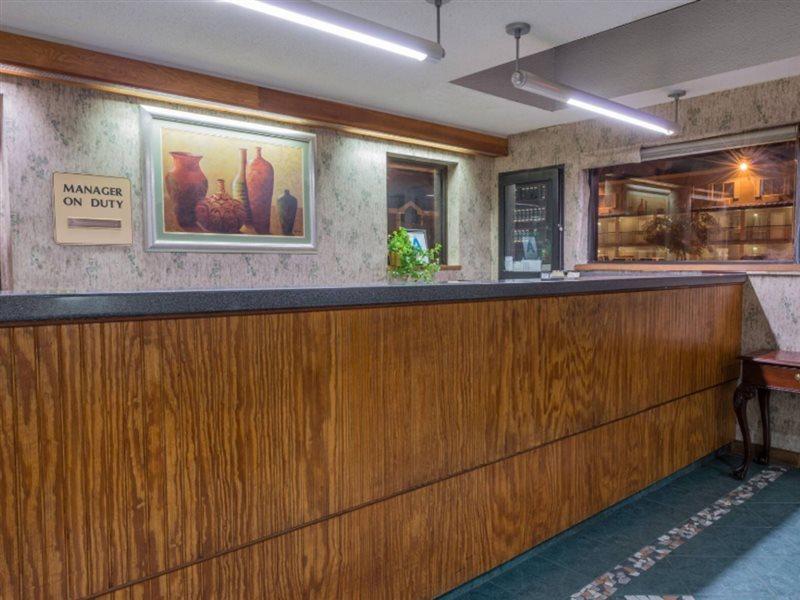路易斯威尔 伊克诺拉奇旅馆汽车旅馆 外观 照片